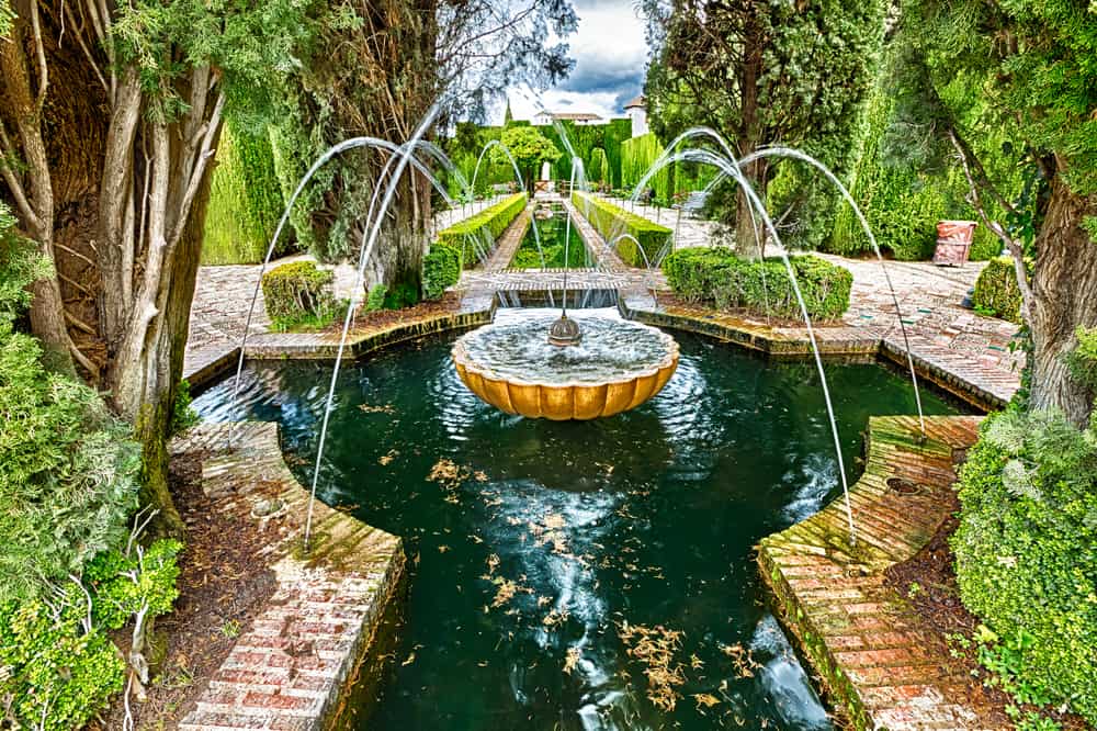 Granada Generalife Bahçeleri