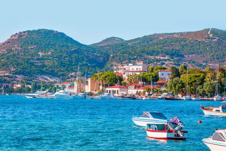 İzmir’in Yazlık İlçeleri, İzmir Tatil İlçeleri