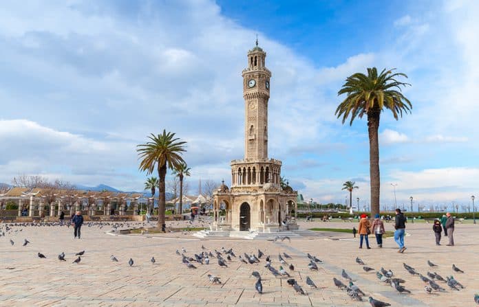 İzmir Saat Kulesi, Konak, İzmir
