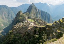 Dünyadaki En Etkileyici 19 Tarihi Mekan