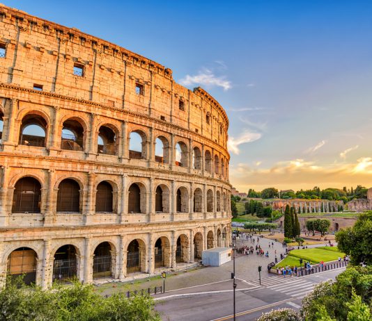 Kolezyum ve Roma Forumu Hakkında Bilinmesi Gerekenler Kolezyum, Roma, İtalya