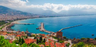 Tarihin izinde mavinin huzurunda bir şehir: Alanya Gezilecek Yerler
