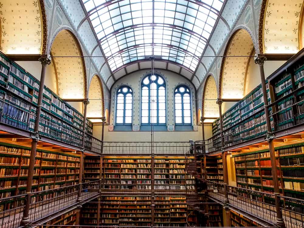 Amsterdam Üniversitesi Kütüphanesi