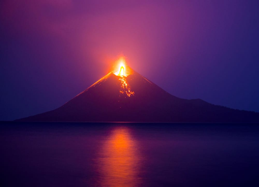 Krakatoa Yanardağı