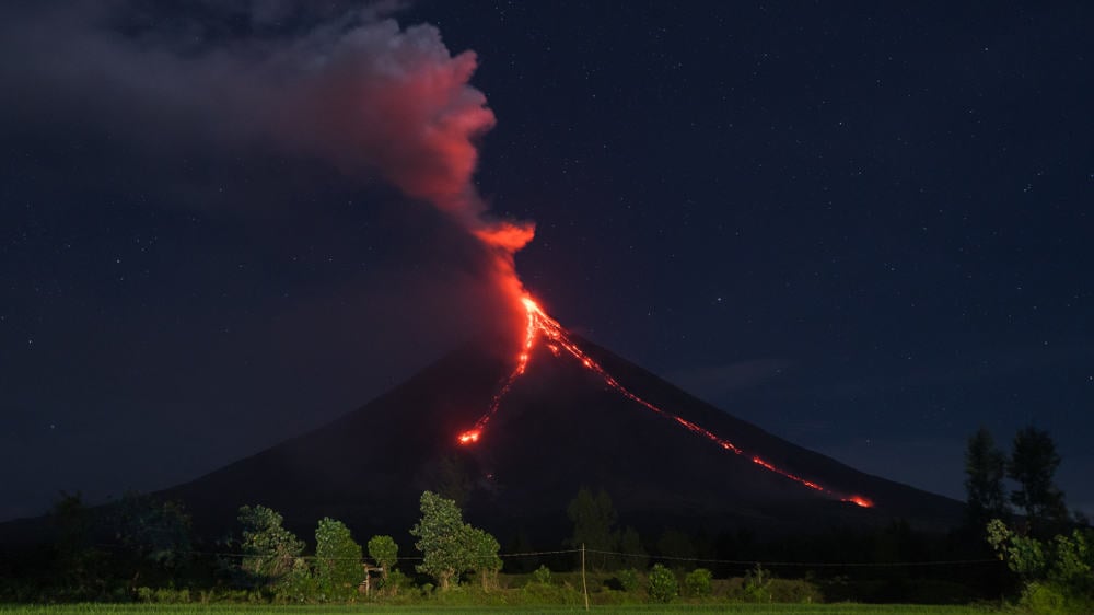 Mayon Yanardağı