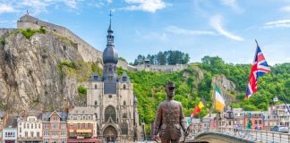 Avrupa’nın Az Bilinen 25 Tatil Rotası Dinant, Belçika