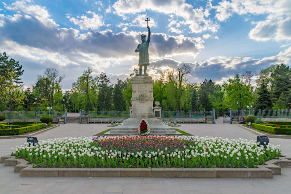 Kişinev Moldova, Stephen the Great Monument