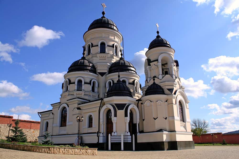 Capriana Manastırı Moldova