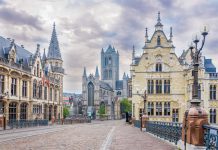 Gent’te Gezilecek Yerler Saint Bavo Katedrali, Ghent Belçika