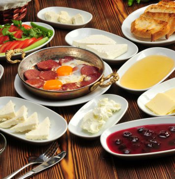 Kadıköy’ün En İyi 10 Kahvaltı Mekanı İstanbul'un En İyi 50 Kahvaltı Mekanı