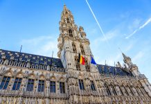 Brüksel’de Gezilecek Yerler Brüksel Belediye Binası (2)