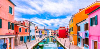 Dünyanın En Renkli Şehirleri (İnfografik) Burano, Venedik