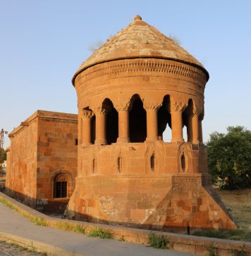 Bitlis’te Gezilecek Yerler Ahlat Selçuklu Mezarlığı Bitlis