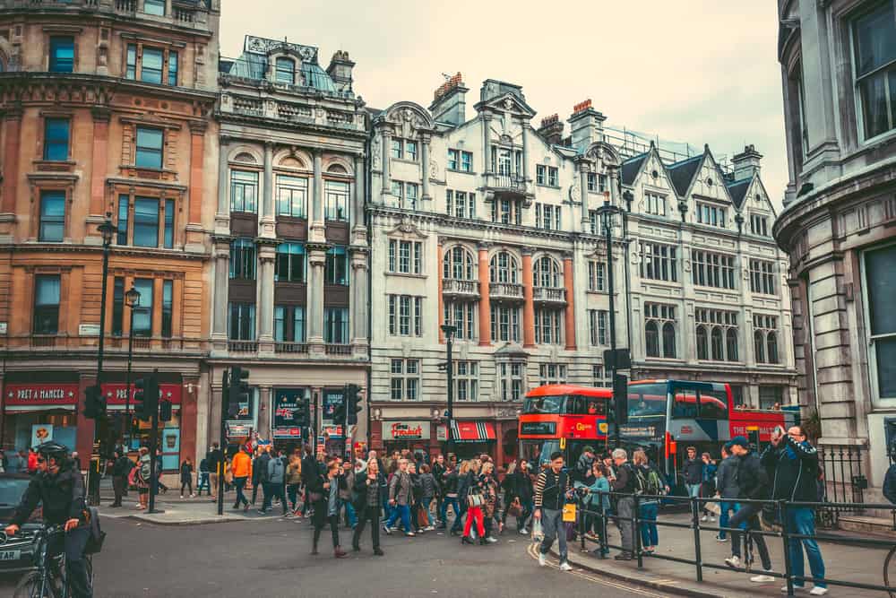Charing Cross Yolu Kitapçıları, Londra, İngiltere