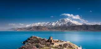 Van Nerede, Van’a Nasıl Gidilir? Van’da İklim, Ne Zaman Gidilir?