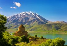 Van’da Gezilecek En Güzel Yerler Van Gölü