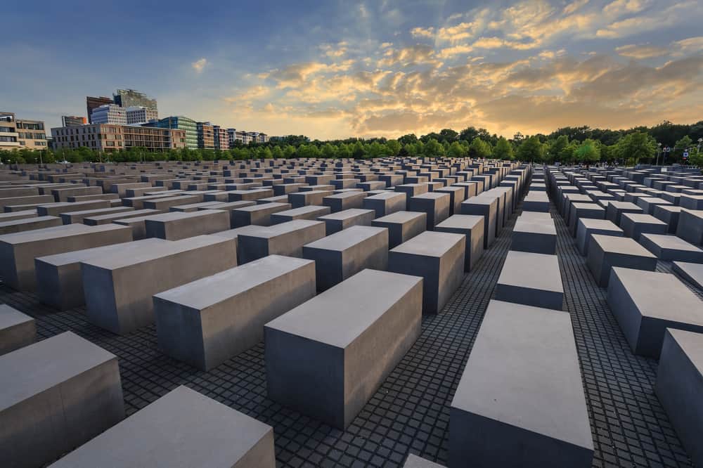 Katledilen Avrupalı Yahudiler Anıtı Berlin