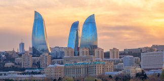 Bakü Seyahat Rehberi Alev Kuleleri Bakü