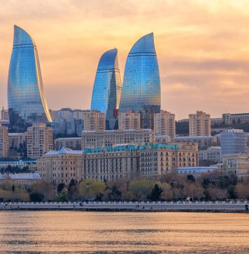 Bakü Seyahat Rehberi Alev Kuleleri Bakü