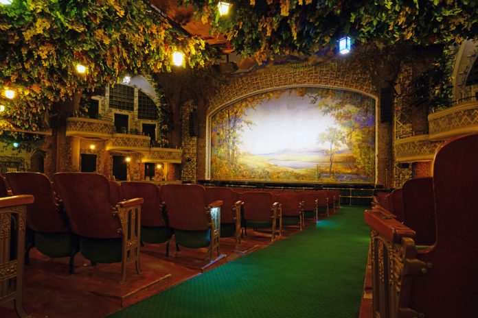 Dünyanın En Güzel 19 Tiyatrosu Elgin Tiyatrosu & Kış Bahçesi (The Winter Garden), Toronto, Kanada