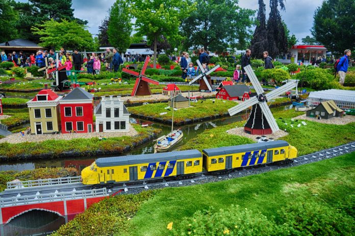 Oyuncaklar ve Masallar: Billund ve Odense Seyahat Rehberi Billund Legoland