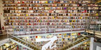 Dünyanın En İyi 17 Kitap Kafesi Ler Devagar, Lizbon - Portekiz