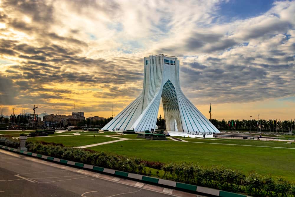 Azadi Anıtı Tahran İran