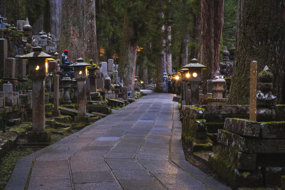 Okunoin Mezarlığı, Japonya