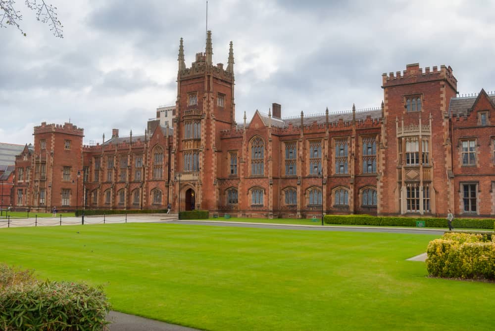 Queen's Üniversitesi Belfast