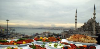 İstanbul Tarihi Yarımada’nın En İyi Lezzet Durakları İstanbul Tarihi Yarımada Yemek