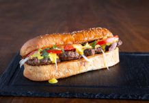 İstanbul’un En Güzel Ekmek Arası Mekanları Ekmek Arası Köfte