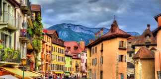 Avrupa’nın Gizli Kalmış 10 Özel Rotası Annecy – Fransa