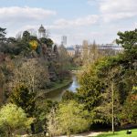 Buttes Chaumont Parkı Paris Fransa