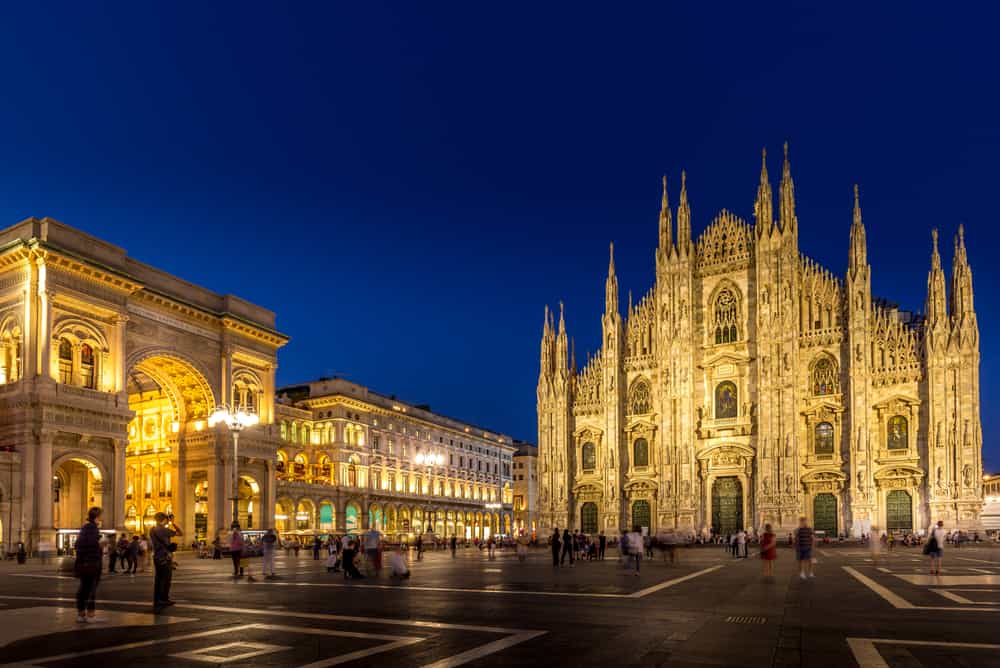 Duomo Meydanı Milano