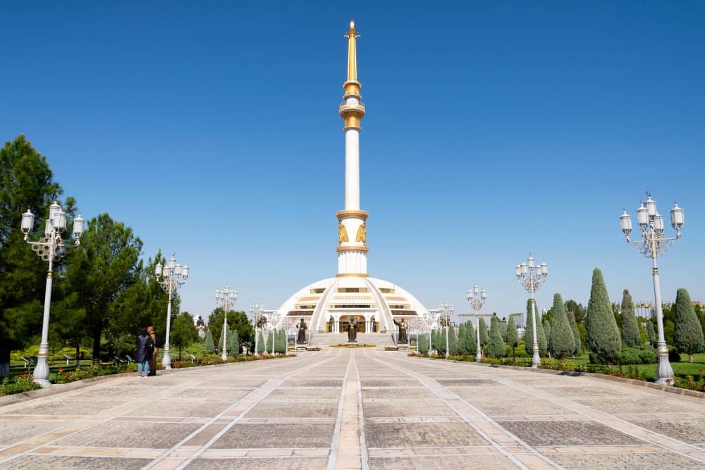 Bağımsızlık Meydanı Aşkabat Türkmenistan