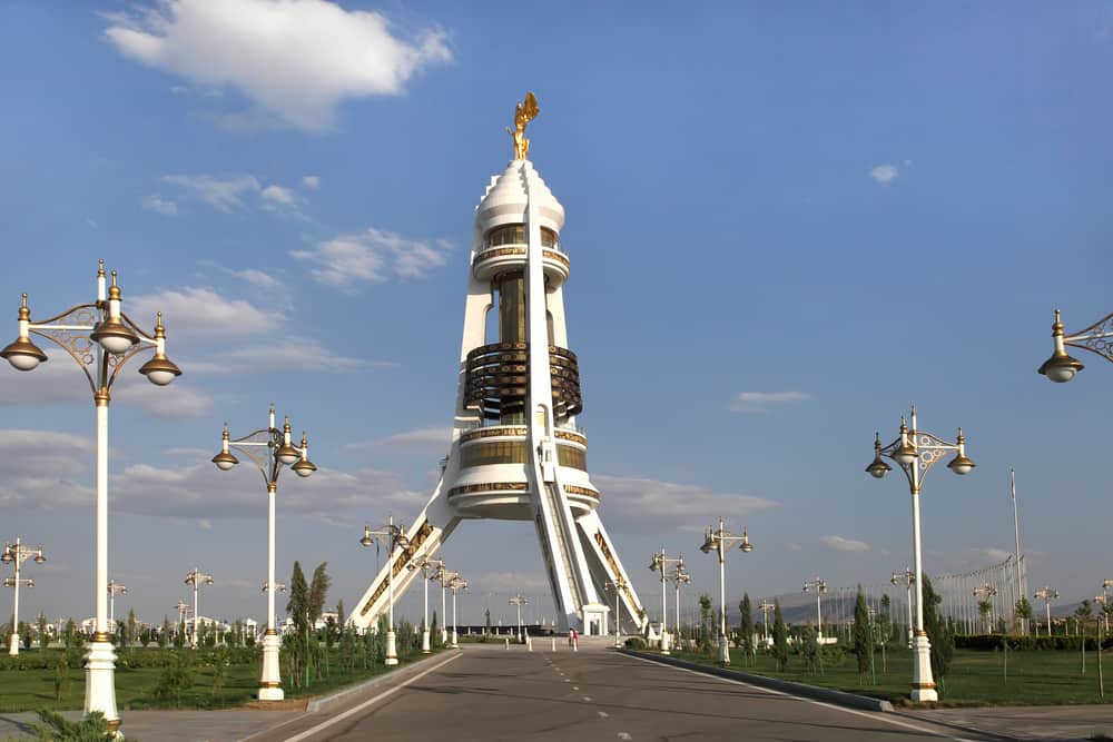 Tarafsızlık Anıtı (Monument of Neutrality) Aşkabat Türkmenistan