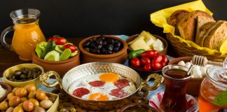 Türkiye’nin Kahvaltı Rehberi Türk kahvaltısı