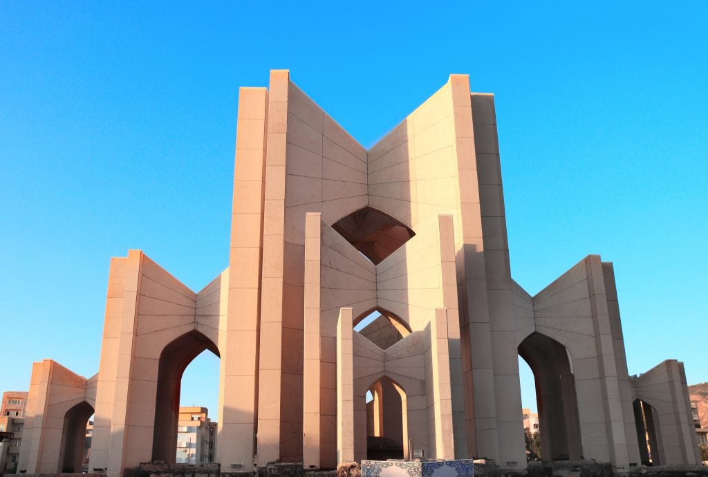 Makberetüş-Şuera – Şairler Anıt Mezarı, Tebriz, İran