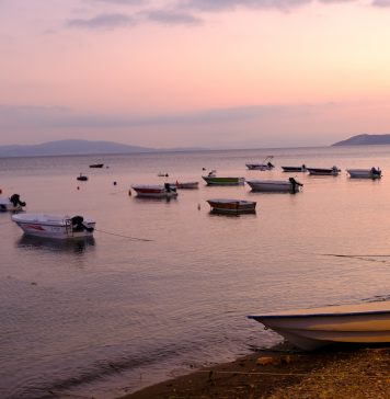 Bursa’nın En Güzel 23 Plajı Kumla Gemlik Bursa Turkey. Europa, Sunset
