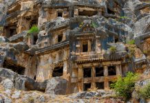 Demre Nerede? Demre’ye Nasıl Gidilir? Mira Kral Mezarları Demre Antalya