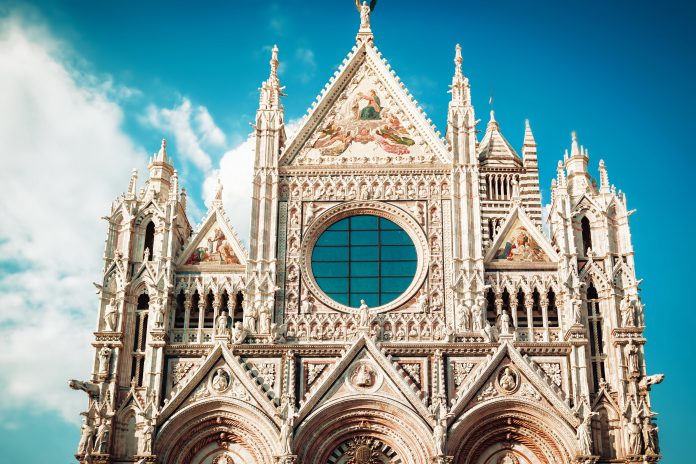 Siena’da Gezilecek Yerler Siena Katedrali, İtalya