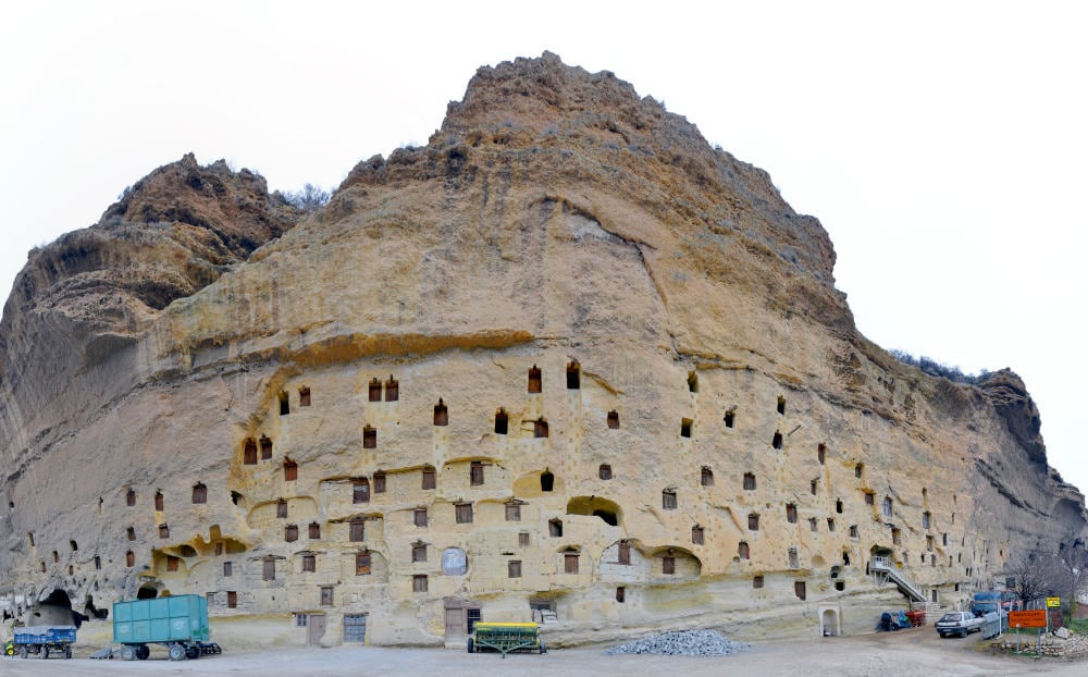 Manazan Mağaraları, Karaman
