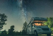 Karavanla Tatile Çıkmadan Önce Bilmeniz Gereken Her Şey Karavan ve Gece