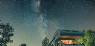 Karavanla Tatile Çıkmadan Önce Bilmeniz Gereken Her Şey Karavan ve Gece