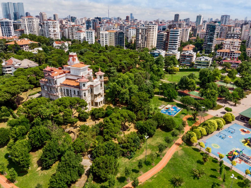İstanbul’daki En Güzel 10 Köşk ve Hikayeleri