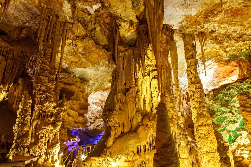 Karaca Mağarası, Gümüşhane