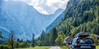 Arabayla Yolculuk Sırasında Dikkat Etmeniz Gereken 10 Şey Arabayla Yolculuk