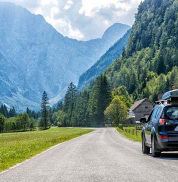 Arabayla Yolculuk Sırasında Dikkat Etmeniz Gereken 10 Şey Arabayla Yolculuk