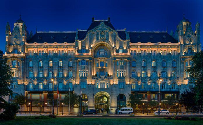 Dünyanın En İyi 20 Otel Zinciri Four Seasons, Budapeşte, Gresham Sarayı