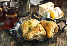 Bayrama Özel Tarifler Baklava ve Lokum